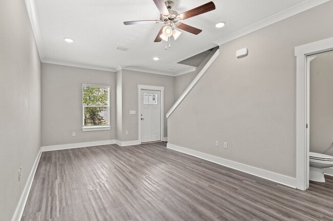 Building Photo - 306 N Sand Palm Rd