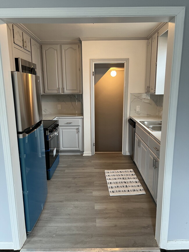 Building Photo - 1646 21st St