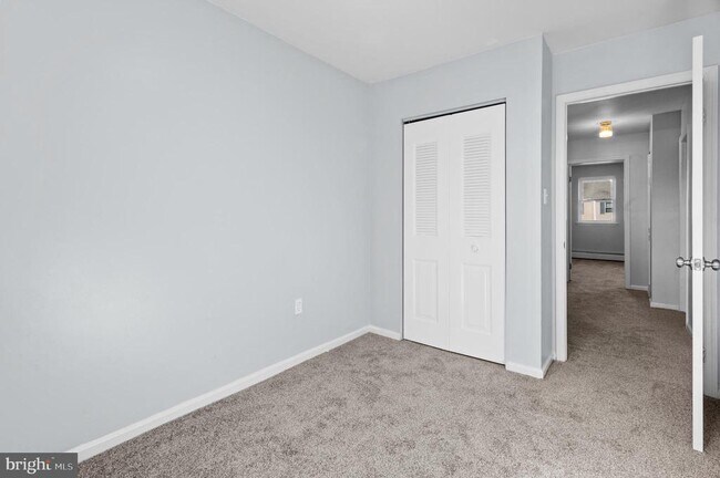 Building Photo - 3303 Walnut Ridge Dr