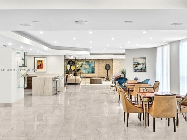 Building Photo - 20191 E Country Club Dr