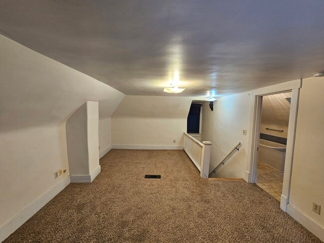 Building Photo - Spacious Home-Benton Stephens Neighborhood