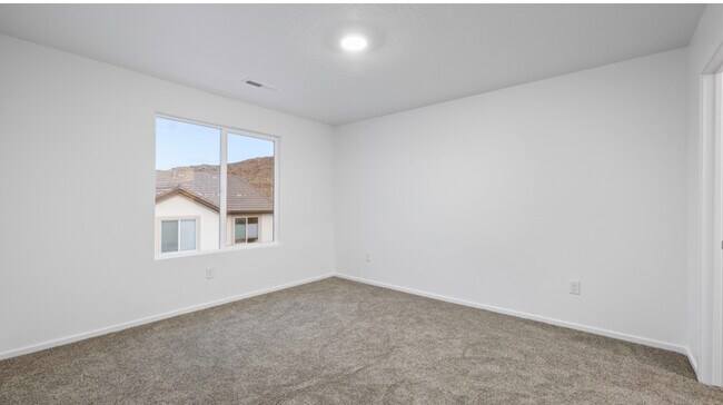 Building Photo - 1358 S Pole Creek Ln