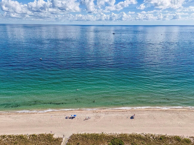 Building Photo - 5000 N Ocean Blvd