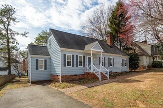 Building Photo - Beautiful 4 Bedroom 3 Bathroom Home in North Chesterfield ***Available Early April***