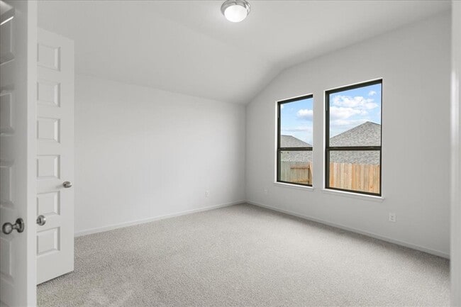 Building Photo - 154 Blackborrow Dr