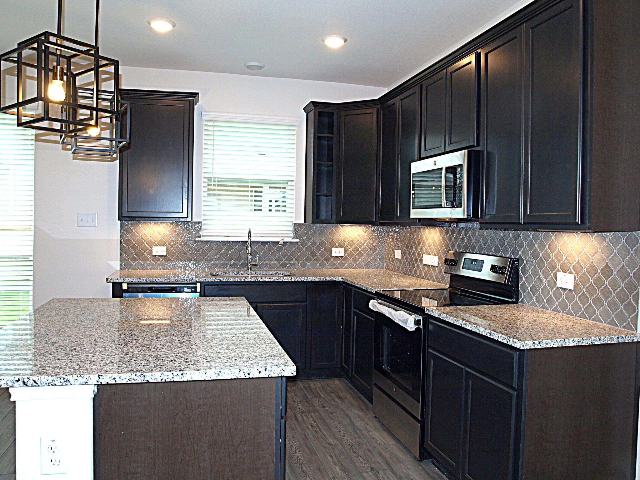 Building Photo - 4140 Aransas Dr