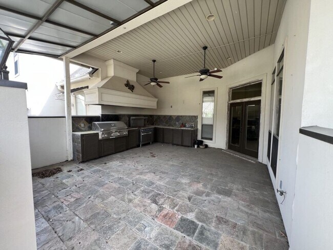 Building Photo - Elegant Two-Story Home with Outdoor Kitchen in Desirable Shadows Lake