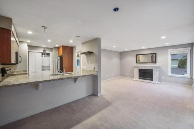 Building Photo - 1 bedroom in Kirkland WA 98034
