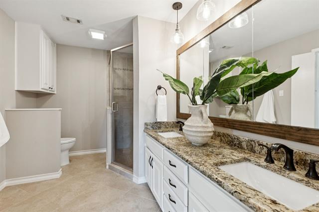 Building Photo - 1006 Spanish Trail