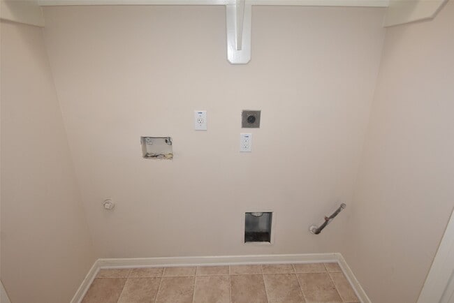 Building Photo - 1035 Junction Ct