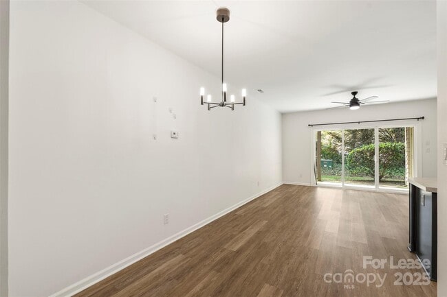 Building Photo - 3220 Selwyn Farms Ln