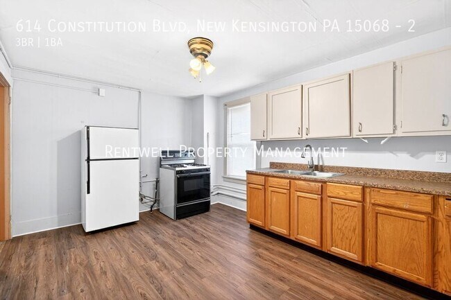 Building Photo - 614 Constitution Blvd