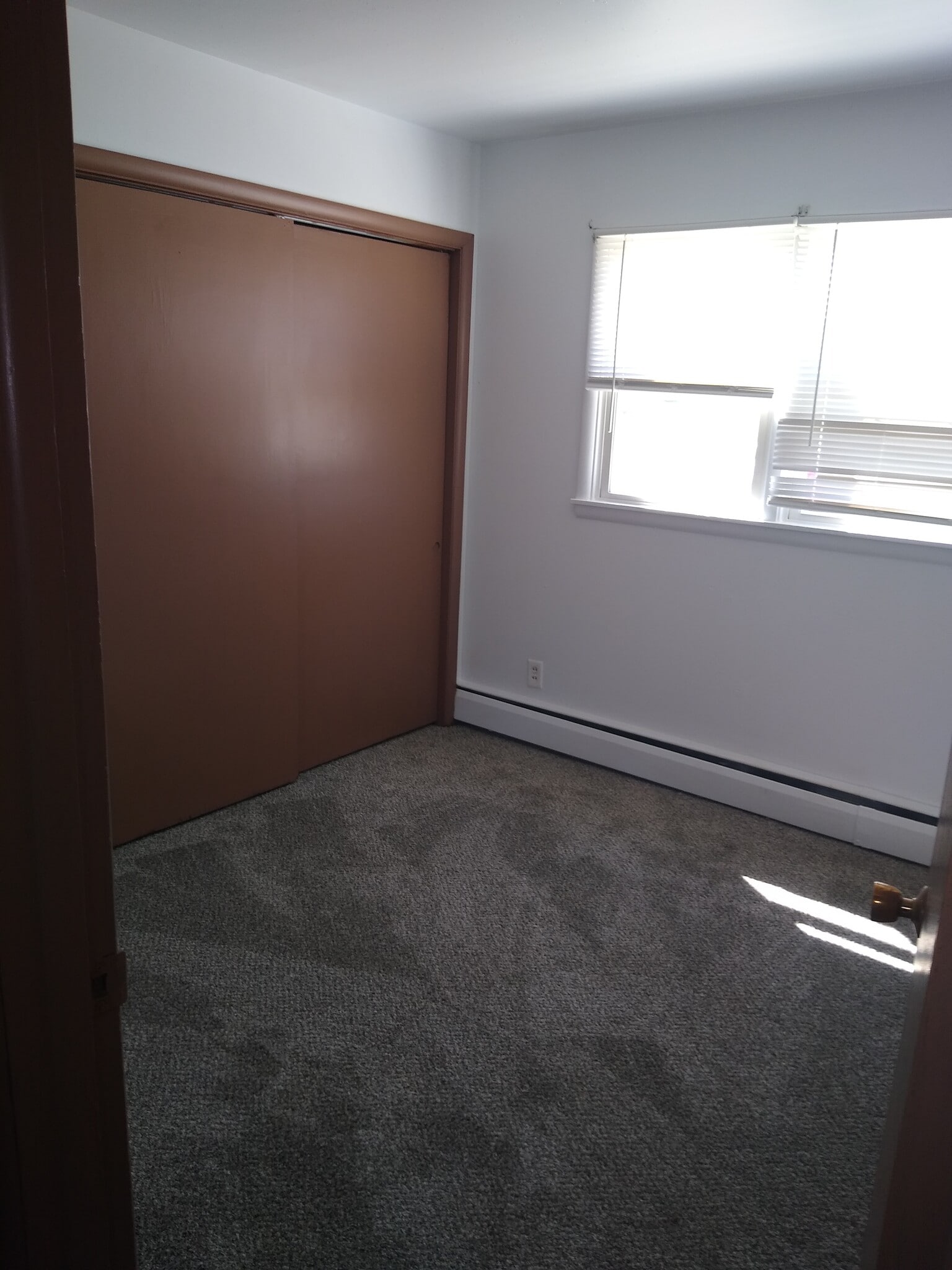 Building Photo - 3302 Grandview Dr