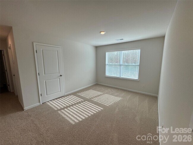 Building Photo - 10749 Adair Wds Dr