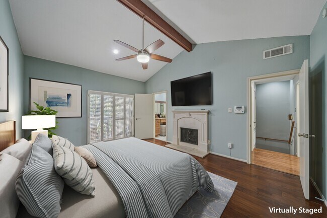 Building Photo - 11711 Memorial Dr