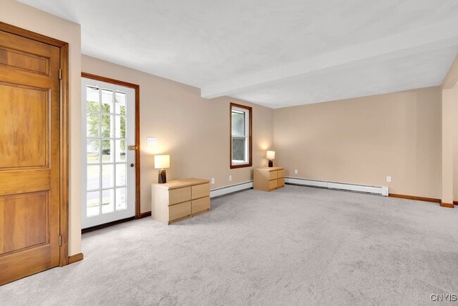 Building Photo - 17 Walcott St