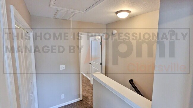 Building Photo - 311 Sam Houston Cir