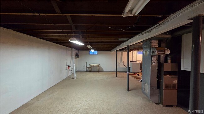 Building Photo - 419 Cherokee Dr