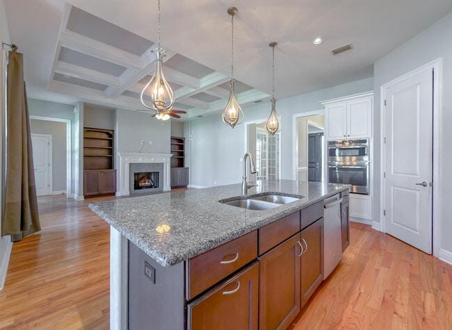 Building Photo - 2508 Goldenrod Wy