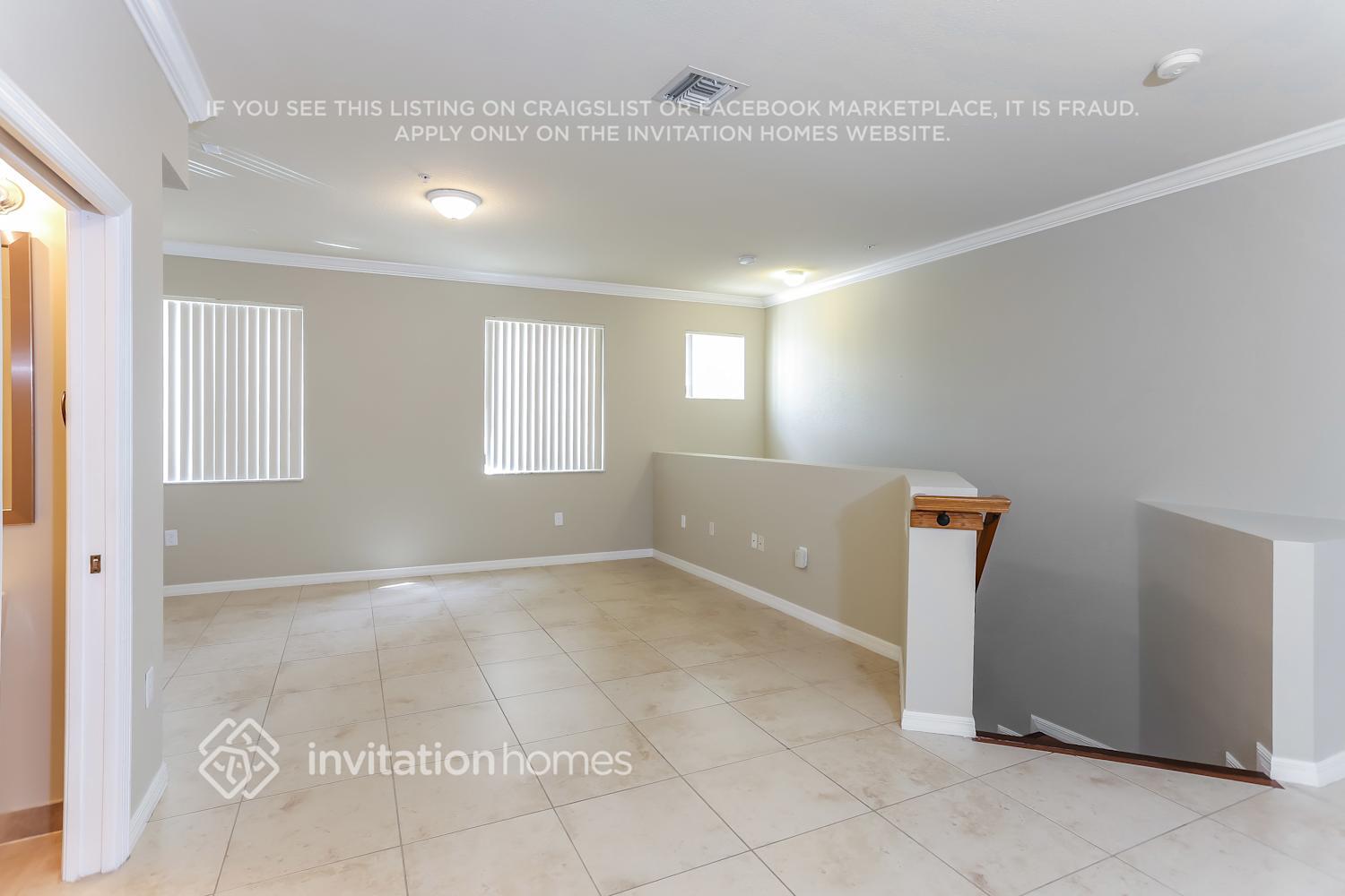 Building Photo - 12600 SW 50th Ct