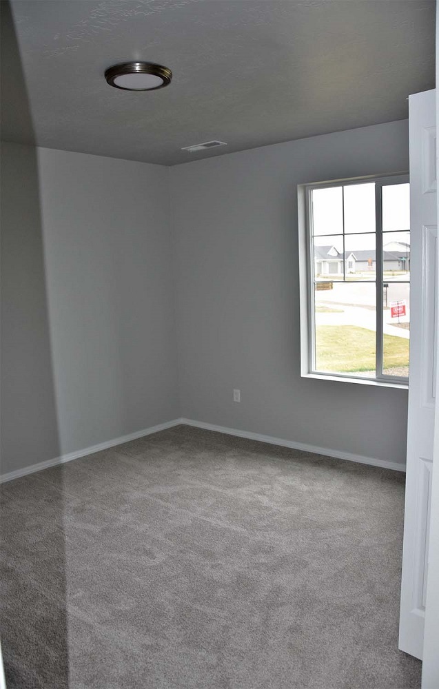 Building Photo - 17668 N Pegram Way