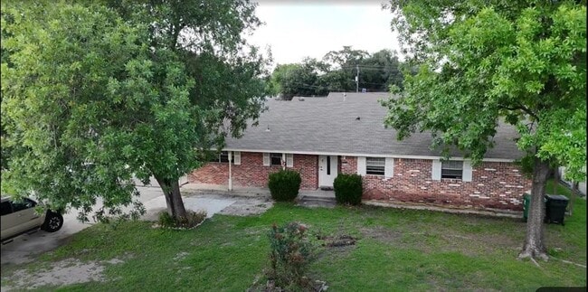 Building Photo - 12022 Moonmist Dr