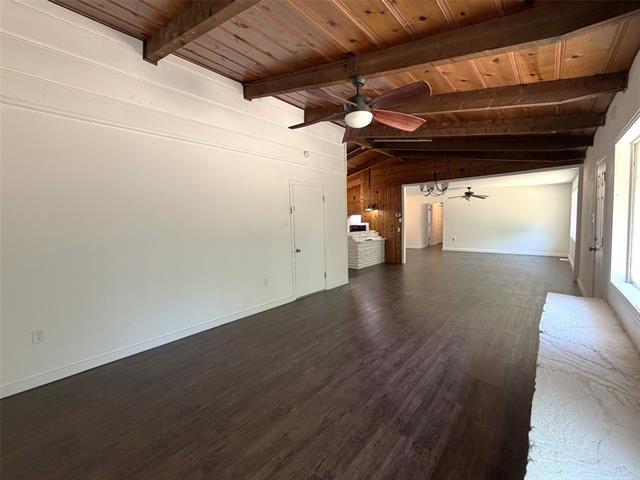 Building Photo - 2401 S 35th St