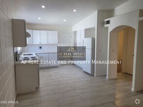 Building Photo - 1339 W Garden Cir