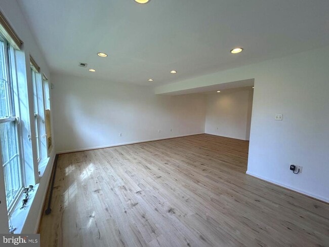 Building Photo - 190 Monte Carlo Way