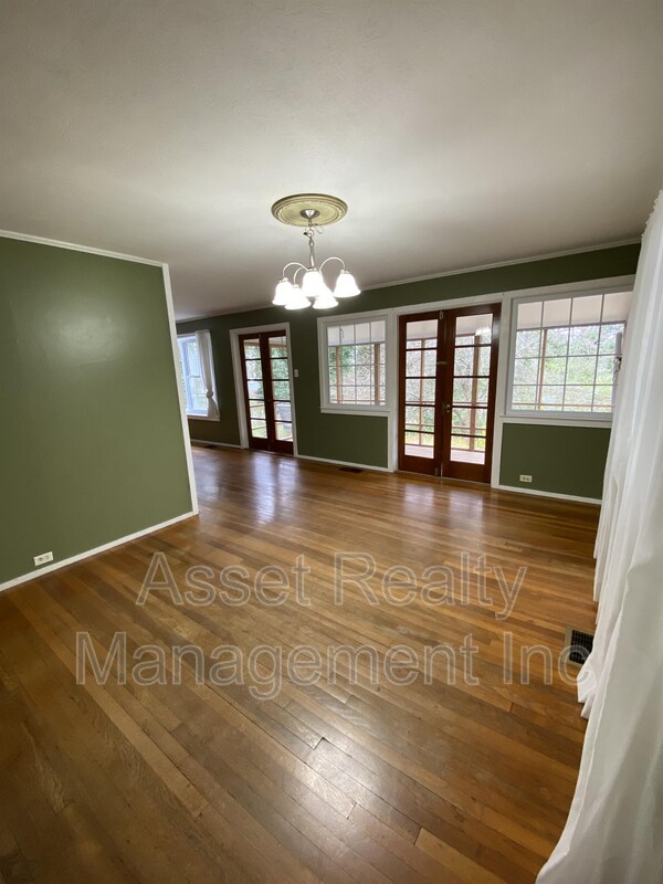 Building Photo - 109 Norris Ln