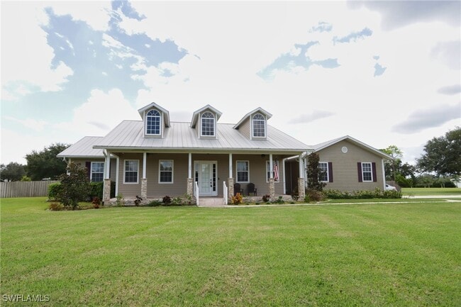 Primary Photo - 16680 Oak Grove Ct