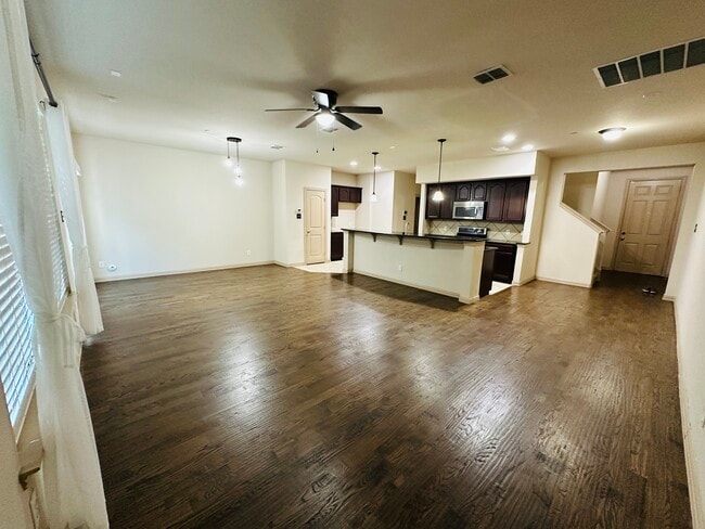 Building Photo - 2249 Salado Dr