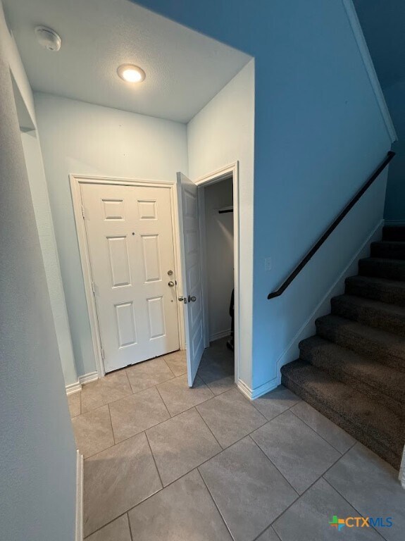 Building Photo - 382 Susie Dr