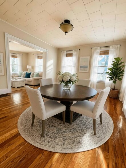 Dining room - 610 Humphrey St