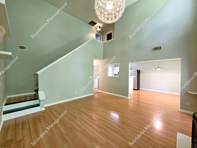 Building Photo - 2261 Charleston Pointe SE