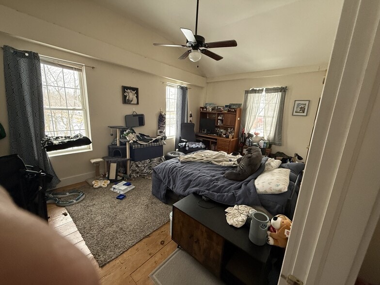 Building Photo - 363 Etna Rd