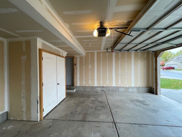 Building Photo - 1813 N Belvedere Way