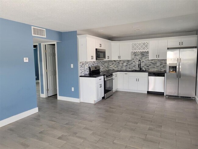 Building Photo - 7650 Coquina Way