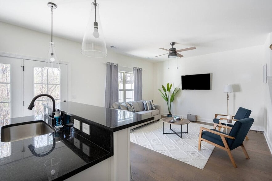 Building Photo - 3319 Old Hickory Blvd