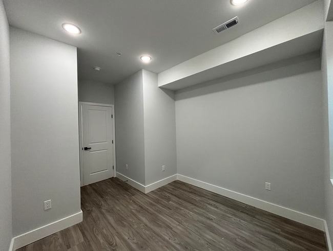 Building Photo - 1108 W Dauphin St