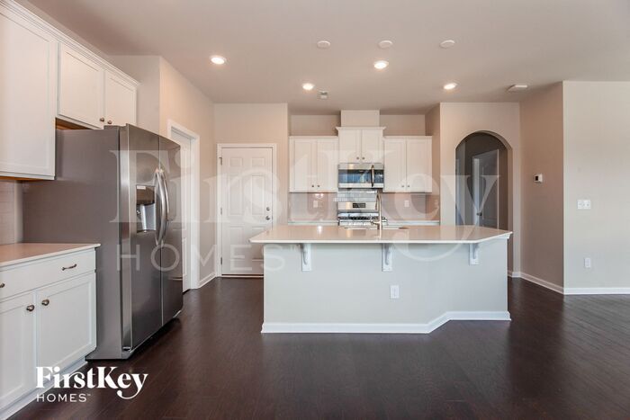 Building Photo - 2212 Killian Creek Dr
