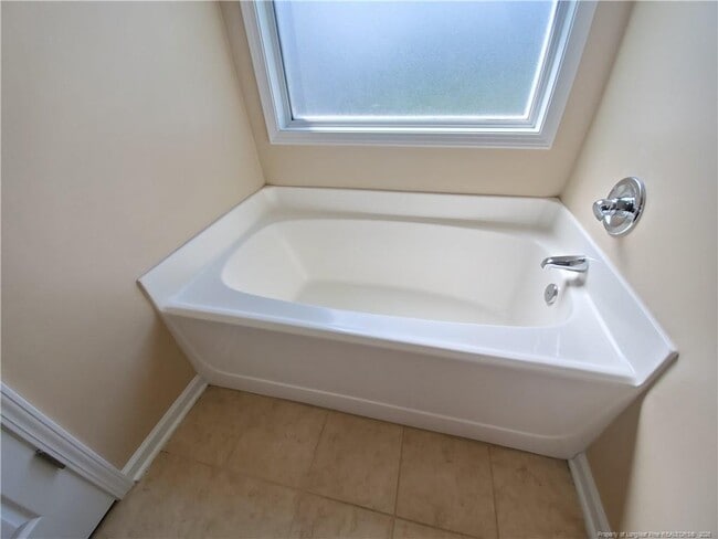 Building Photo - 1665 Kershaw Loop