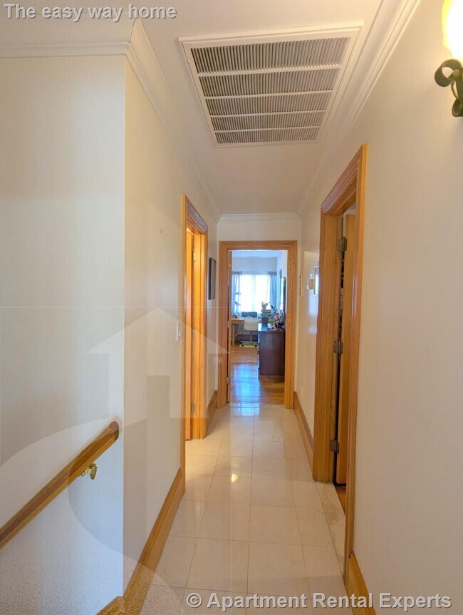 Building Photo - 71 Pennsylvania Ave