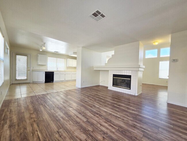 Building Photo - Spacious 4-Bedroom Corner Lot Home with Covered Patio