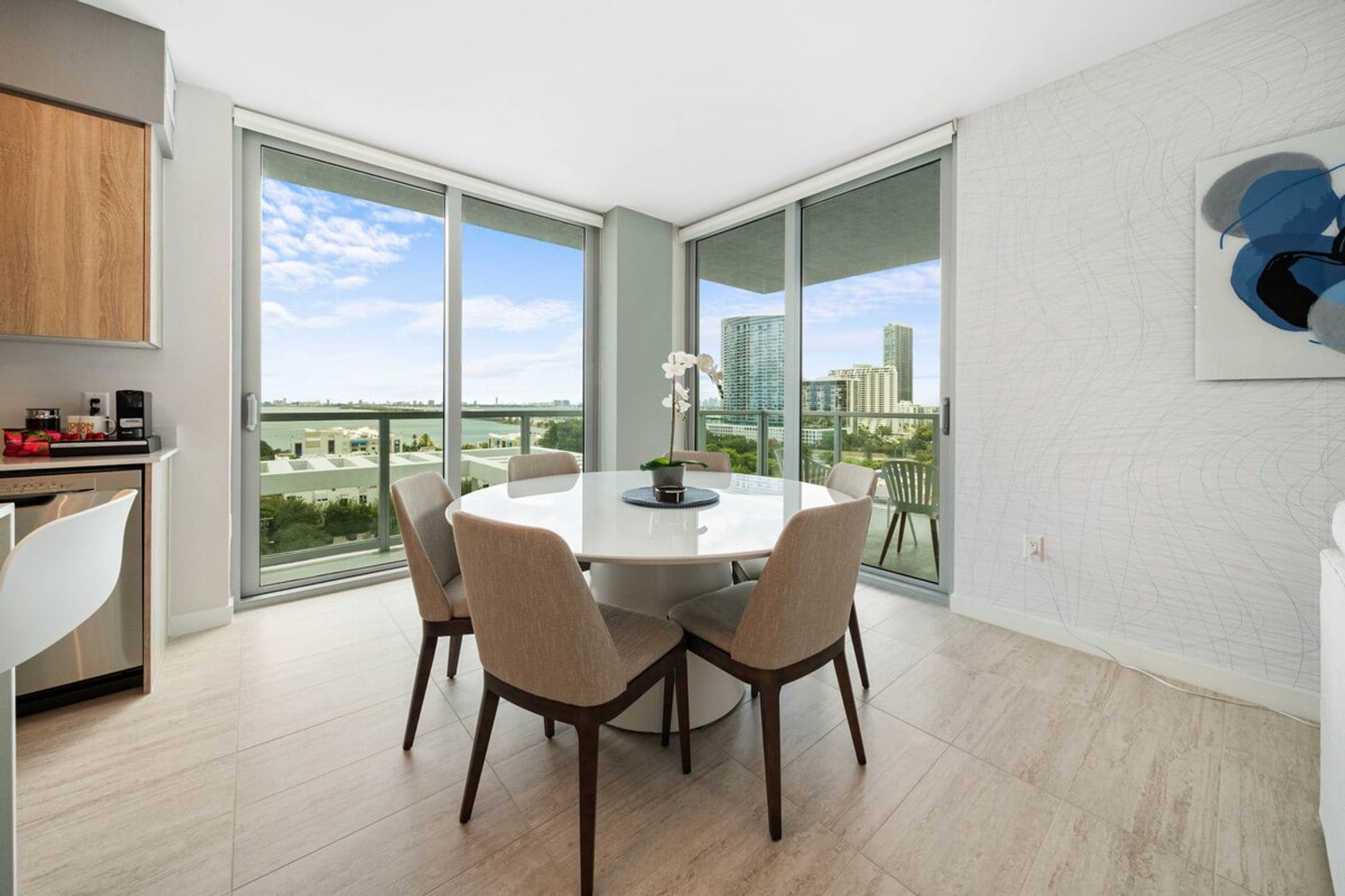 Building Photo - 3886 Biscayne Blvd