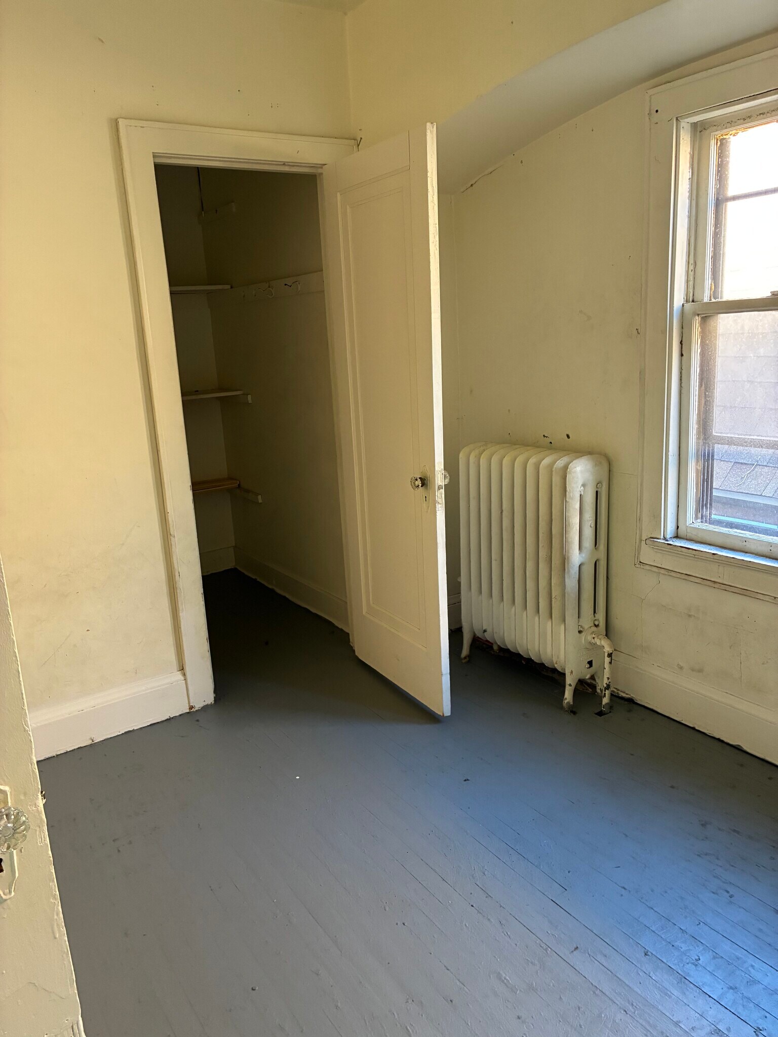 Bedroom - 1310 W Clarke St