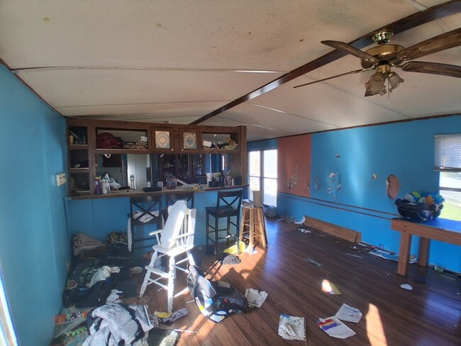 Building Photo - 9529 Hausmond Way