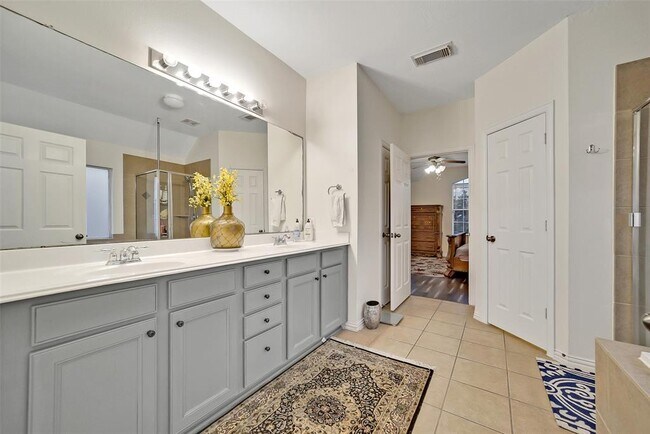 Building Photo - 7107 Cornflower Ln