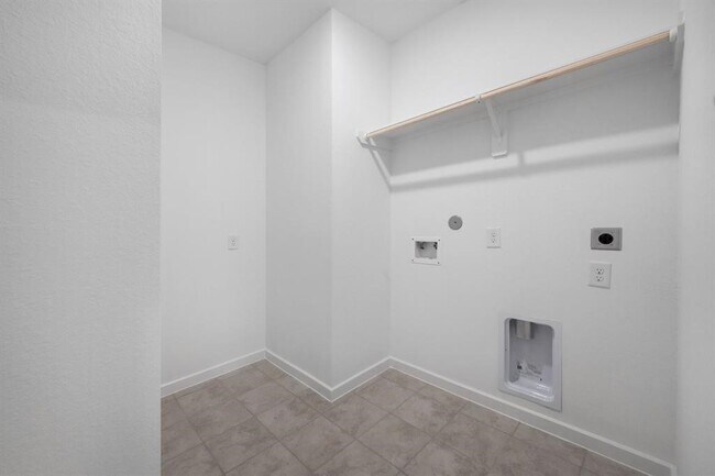 Building Photo - 21918 Wycombe Ter Wy