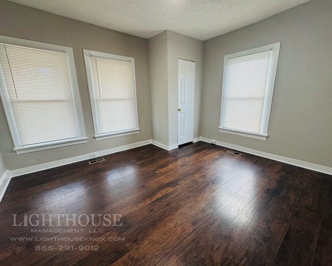 Building Photo - 2815 Tarleton Ave